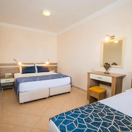 Catty Cats Garden Aparthotel Side