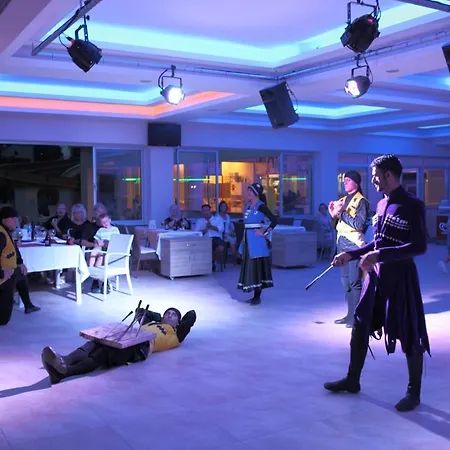 Lägenhetshotell Catty Cats Garden 3*