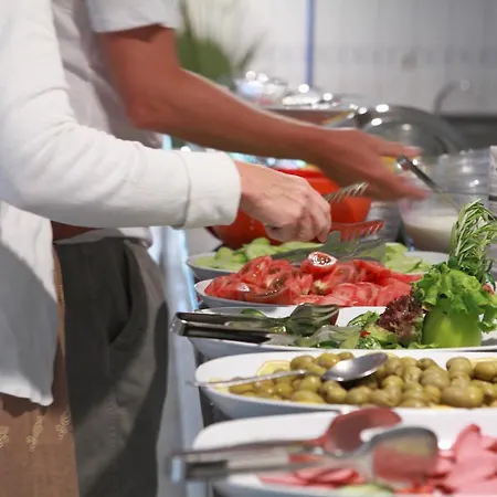 Lägenhetshotell Catty Cats Garden Side