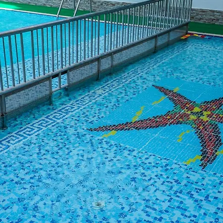 Catty Cats Garden 3*