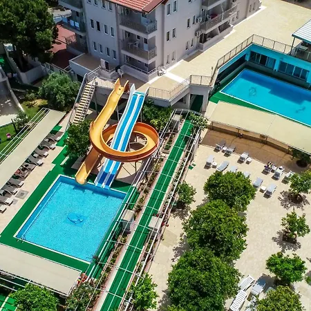 Lägenhetshotell Catty Cats Garden Side