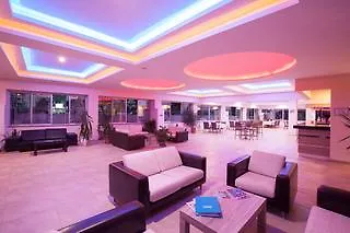 Catty Cats Garden 3* Side