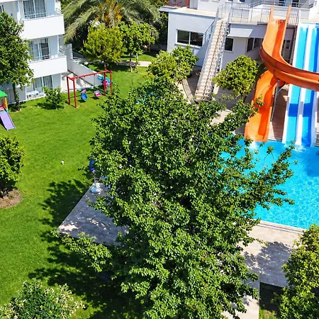 Catty Cats Garden Lejlighedshotel 3*