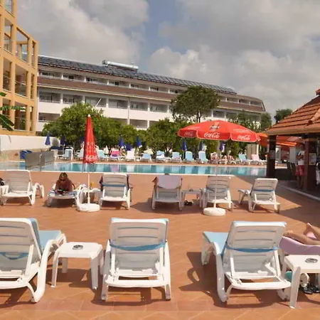 Aparthotel Catty Cats Garden 3*